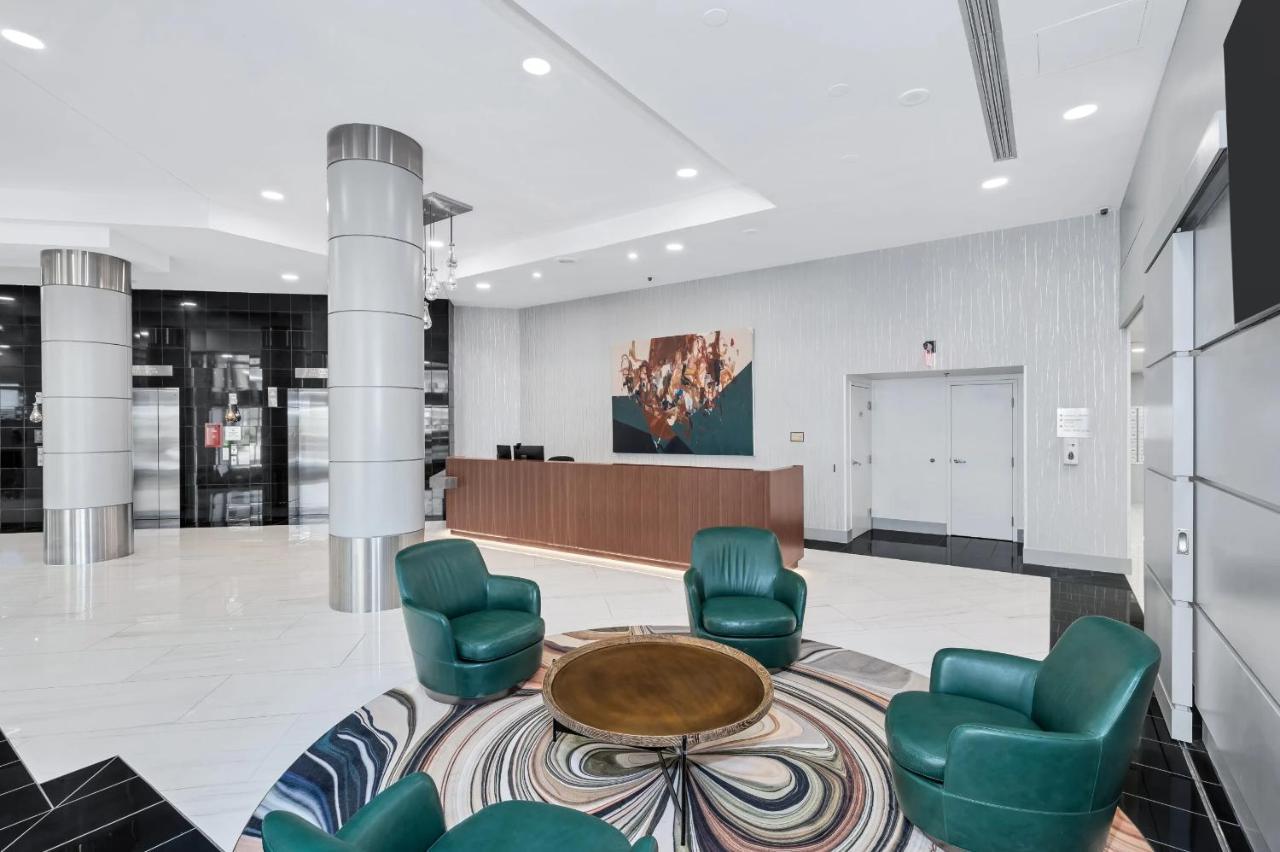 ארלינגטון Modern & Charming Apt With Rooftop @Pentagon City מראה חיצוני תמונה
